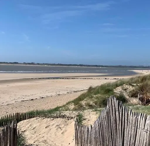 Holiday home La Maisonnette De La Gare Montmartin-sur-Mer